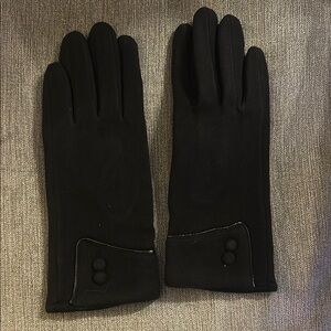 Women’s Black Gloves